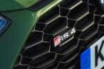 Audi RS4 Avant 2020 года (UK)